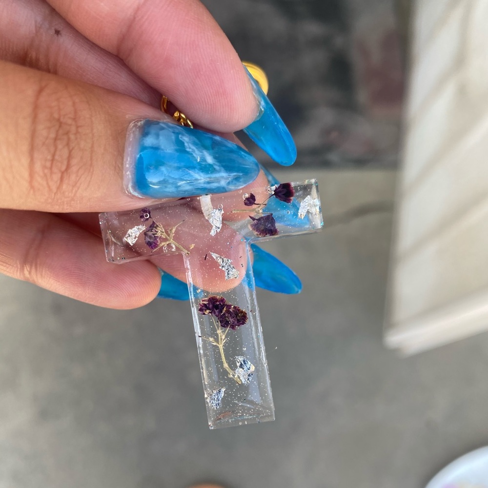 Letter T resin keychain